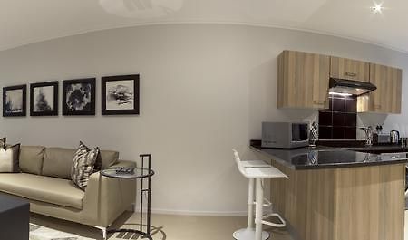 C.A.G - Upper East Side Apartment Sandton Bilik gambar
