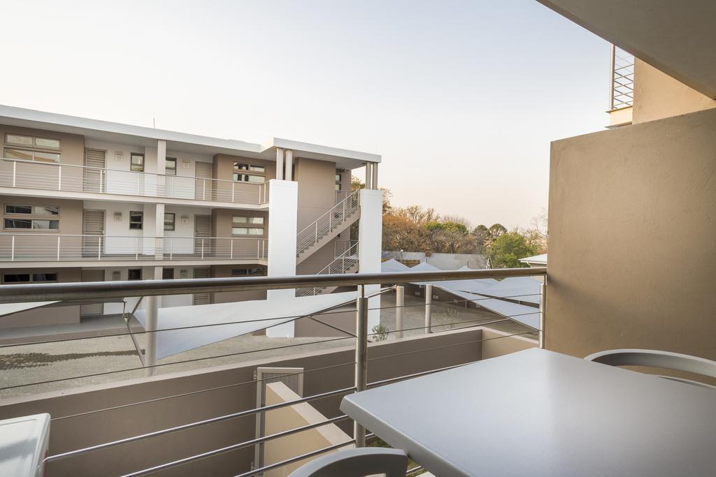 C.A.G - Upper East Side Apartment Sandton Bilik gambar